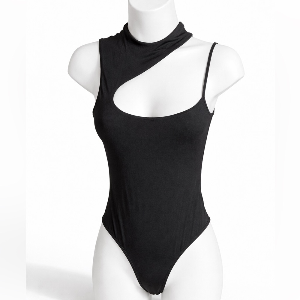 ✨ Black Asymmetrical Cutout Bodysuit | One Shoulder Body Suit